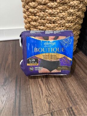 Always Discreet Boutique
Adult Postpartum
Incontinence Underwear. Black 10ct lrg